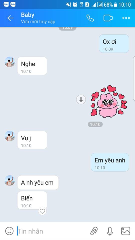 Cười bò với phản ứng của chồng khi nhận được lời yêu thương từ vợ bỉm sữa