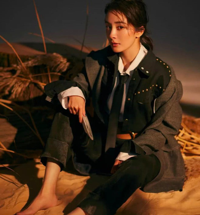 Dương Mịch trải lòng về con gái nhỏ sau hàng loạt chỉ trích mê tiền bỏ bê con