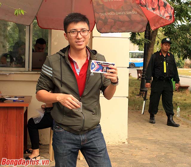 Cận cảnh màn ngã giá vé AFF Cup: Từ 1 triệu thổi lên 6 triệu đồng