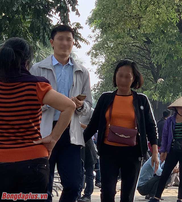 Cận cảnh màn ngã giá vé AFF Cup: Từ 1 triệu thổi lên 6 triệu đồng