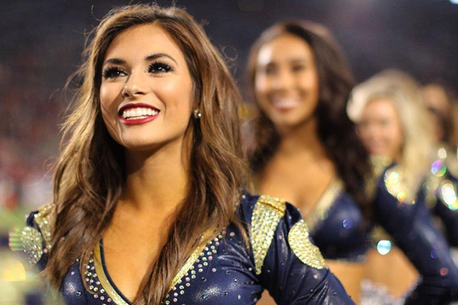 4 hoạt náo viên xinh đẹp, gợi cảm lấn sân thành công sang showbiz