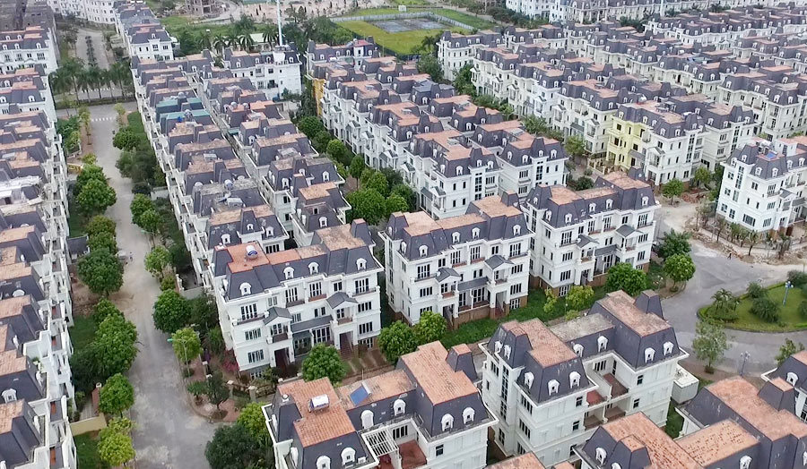 Biệt thự Pháp 10 năm hoang lạnh giữa Thủ đô: Bí ẩn ông chủ đại gia