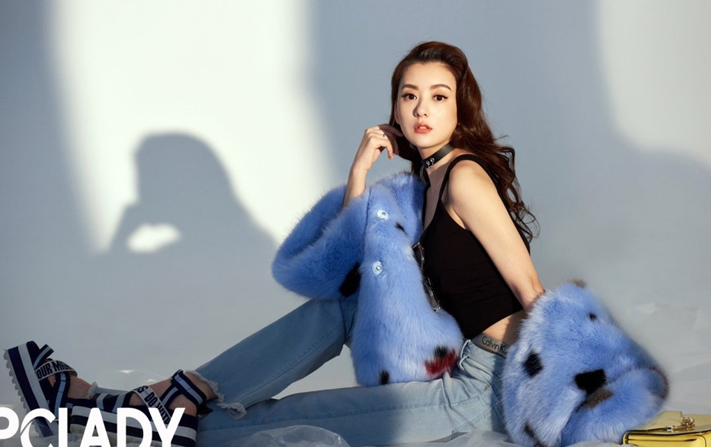 Phương Viện - gái hư showbiz đổi đời khi cưới Quách Phú Thành