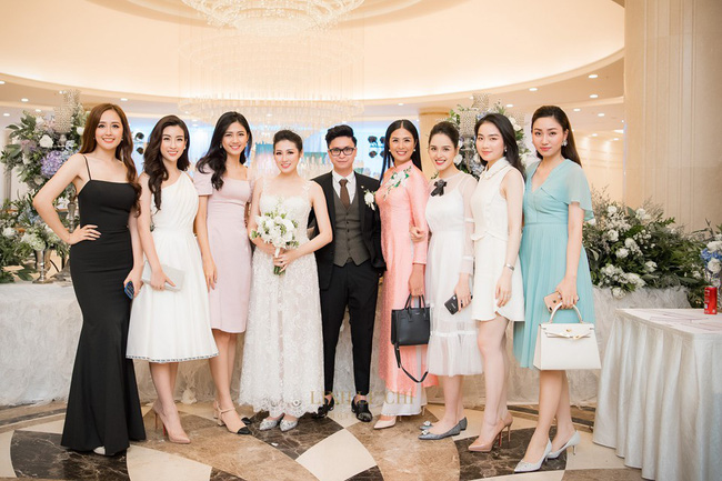 Sự vắng mặt khó hiểu của Á hậu Tú Anh trong đám cưới Thanh Tú và đây là lý do