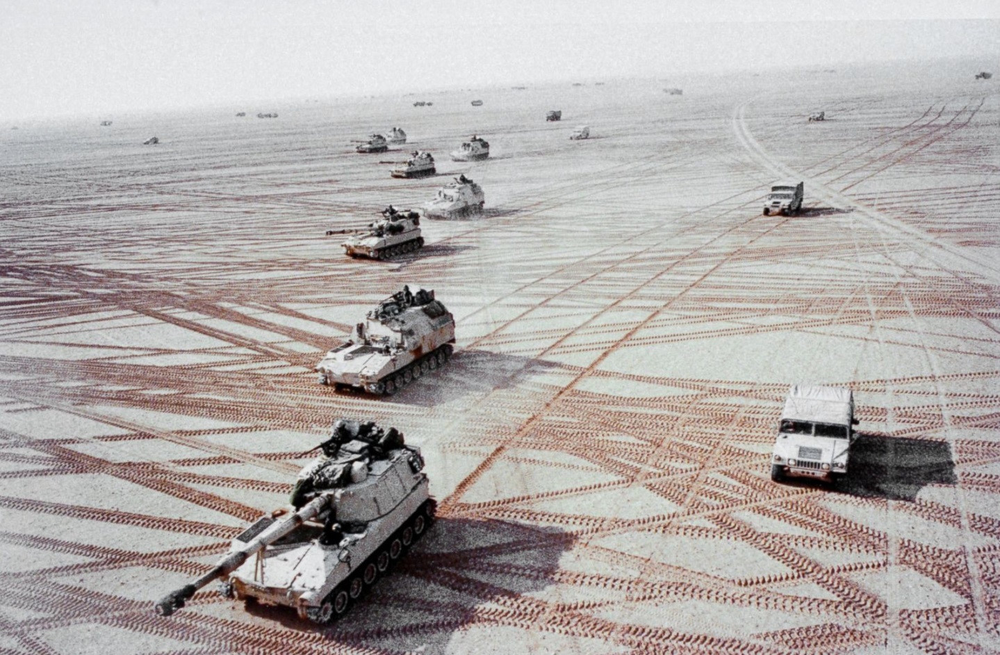 Chiến dịch Bão táp Sa mạc, dấu ấn lớn trong sự nghiệp của Bush cha