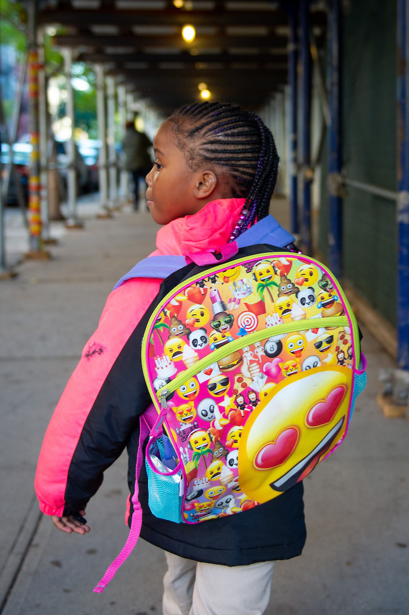 Hội cool kids 10X Mỹ: Sành điệu nhưng không khoe hàng hiệu phản cảm