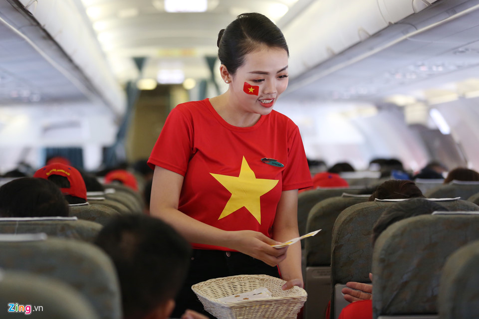 CĐV Sài Gòn, Hà Nội sang Philippines tiếp lửa cho tuyển Việt Nam