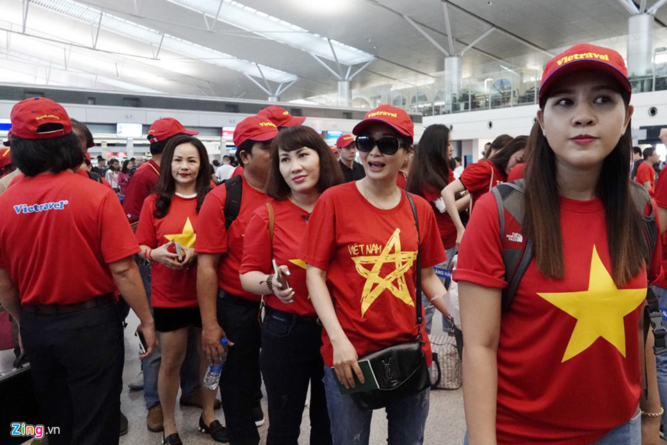 CĐV Sài Gòn, Hà Nội sang Philippines tiếp lửa cho tuyển Việt Nam