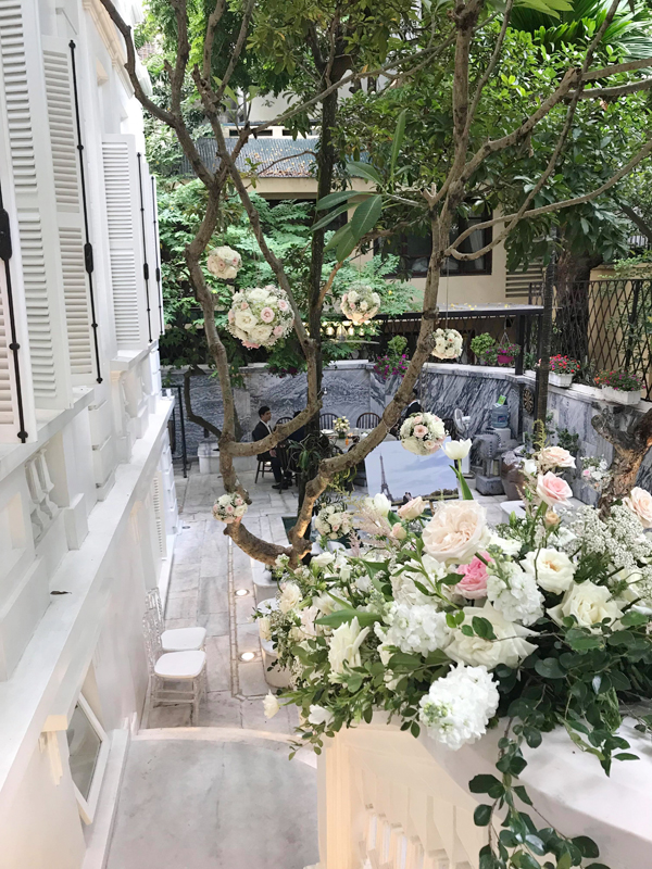 Chồng đại gia hơn 16 tuổi rước Thanh Tú bằng dàn siêu xe gần 60 tỷ