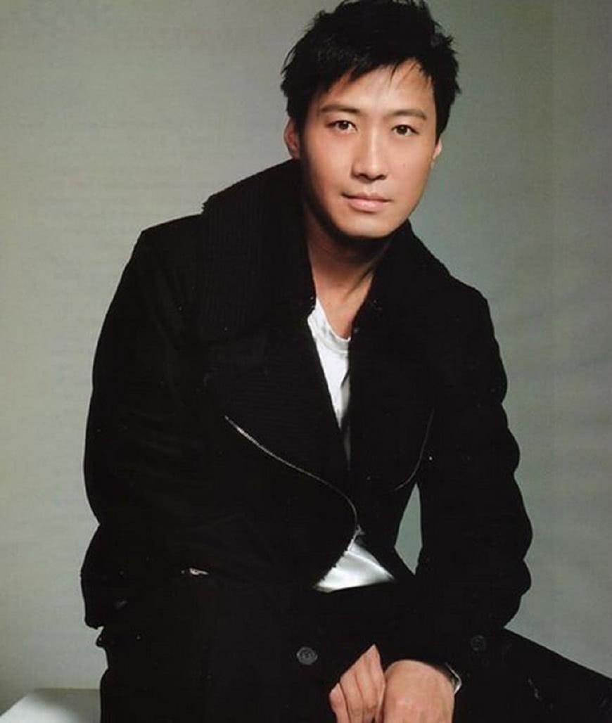 Lê Minh: Thiên vương của hàng triệu cô gái nhưng mãi là kẻ hèn nhát, chưa từng bảo vệ người phụ nữ nào bên mình