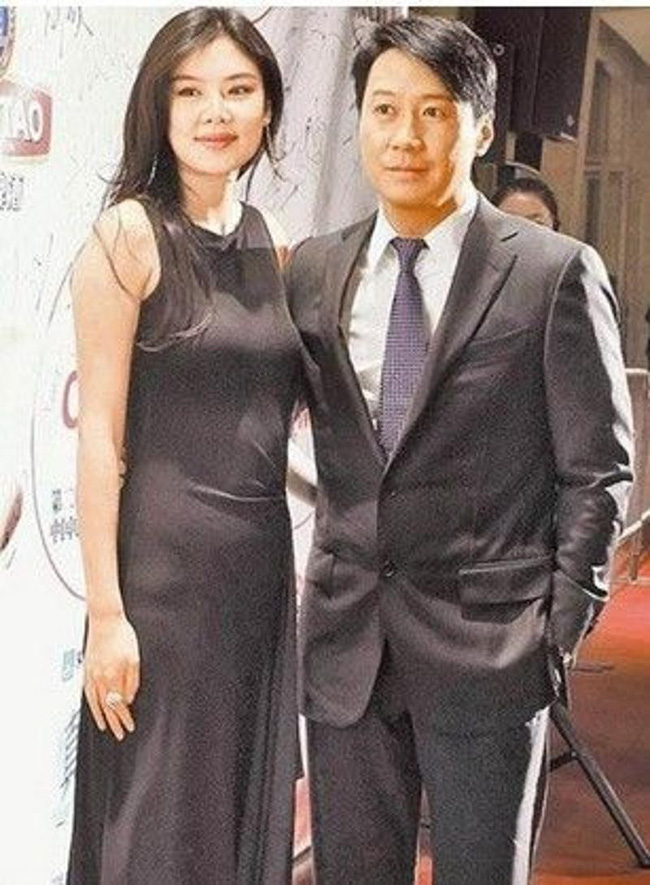 Lê Minh: Thiên vương của hàng triệu cô gái nhưng mãi là kẻ hèn nhát, chưa từng bảo vệ người phụ nữ nào bên mình