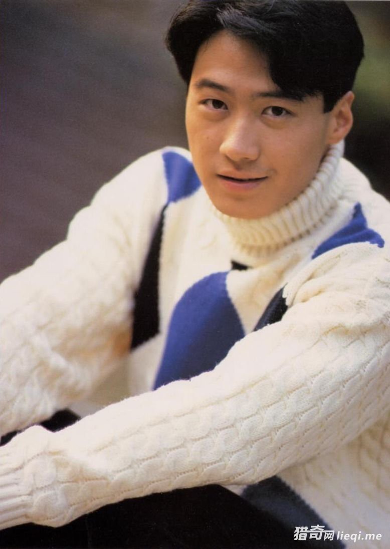 Lê Minh: Thiên vương của hàng triệu cô gái nhưng mãi là kẻ hèn nhát, chưa từng bảo vệ người phụ nữ nào bên mình