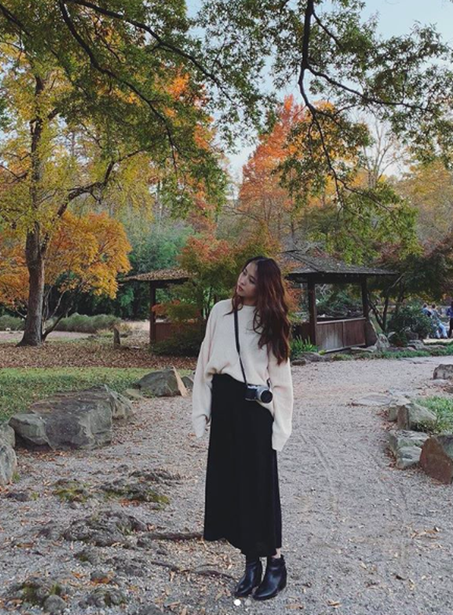 Ai nịnh bạn gái hơn Minh Vương: Đã mua hộ son còn test hẳn lên môi mình rồi gửi ảnh báo cáo