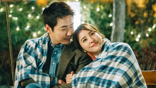 Đến mua bánh sinh nhật cho đồng nghiệp, vợ bàng hoàng trước bí mật bất ngờ của chị chủ quán