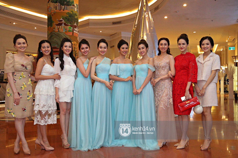 Đám cưới Á hậu Thanh Tú: An ninh thắt chặt, cô dâu tay trong tay hôn phu đại gia lộ diện