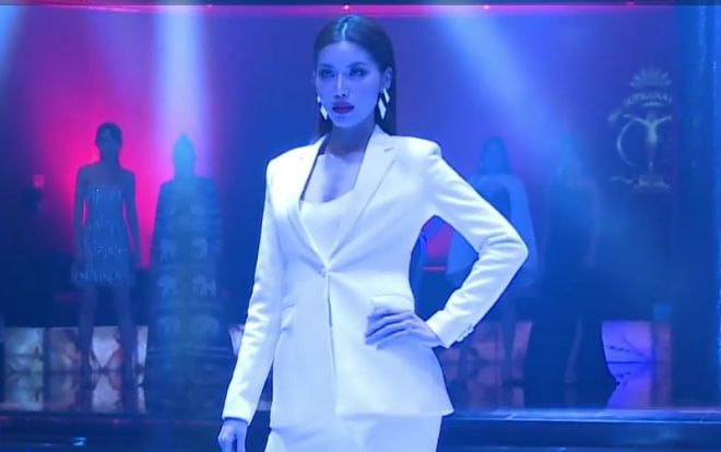 Minh Tú thổi bay sàn diễn phần thi Top Model tại Hoa hậu Siêu quốc gia 2018