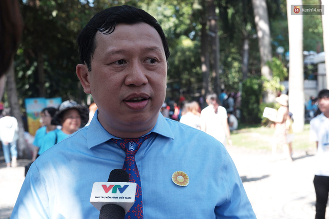 Bị hoài nghi, nhà tài trợ góp 5 tỷ đồng cho hơn 300.000 hoa hướng dương trên FB nói: Trong thể lệ không yêu cầu nhắc tên doanh nghiệp