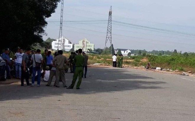 Người đàn ông chết bất thường cạnh xe máy ở khu công nghiệp tỉnh Bình Dương