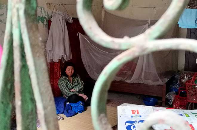 Cận cảnh ngôi nhà của người mẹ có 10 con điên dại ở Hải Phòng