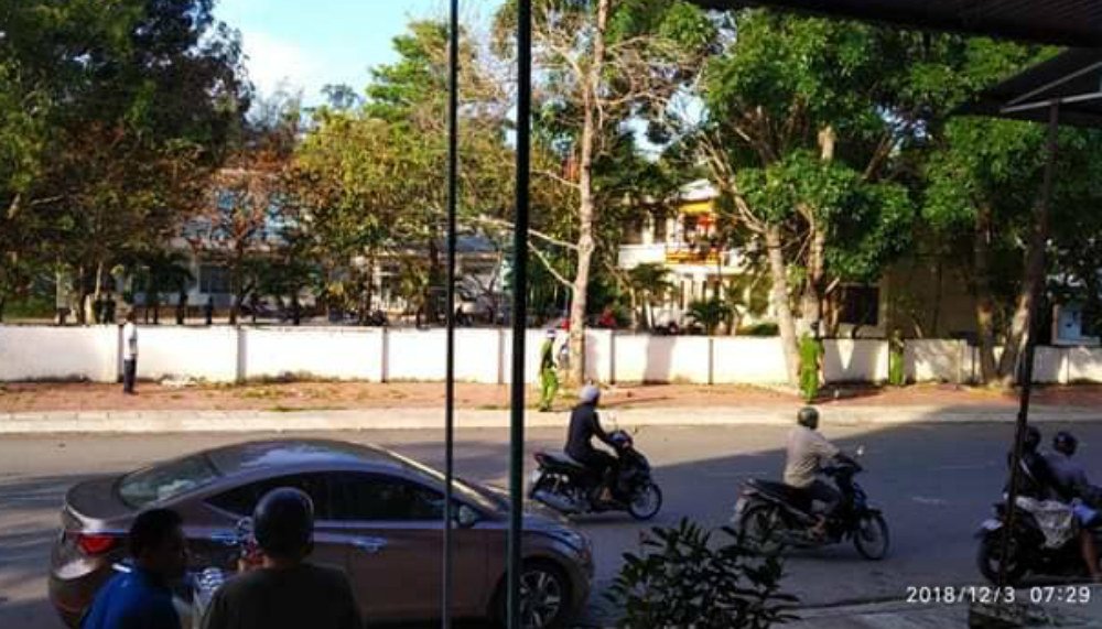 Nổ súng ở UBND phường, 1 người chết: Nghi phạm hung hãn khống chế nhiều người