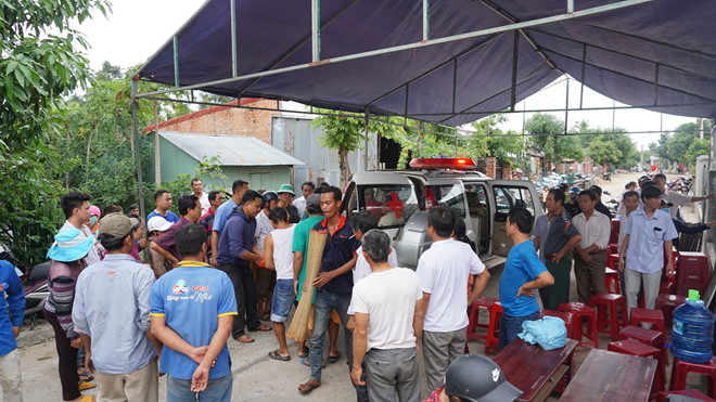 Cha của phó chủ tịch HĐND kể khoảnh khắc con gái bị bắn