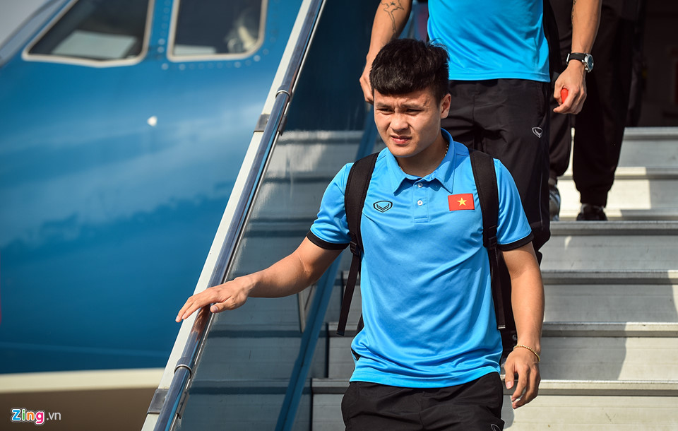 Chuyến bay về nước vui vẻ của thầy trò HLV Park Hang-seo