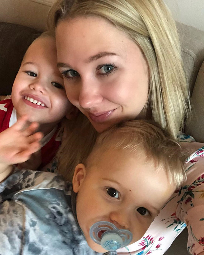 Thủ môn điển trai, cao 1,91 m của đội tuyển Philippines