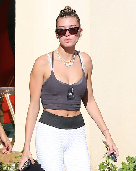 Justin Bieber và vợ sắp cưới bỗng tranh cãi căng thẳng trong quán cafe vì Selena Gomez