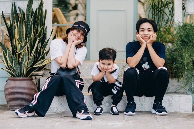 Phản ứng bất ngờ của Phan Hiển khi bị chỉ trích chuyện lấy vợ hơn tuổi, trù ẻo không sống thọ