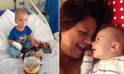 Khối u não hiếm gặp khiến cậu bé cười liên tục