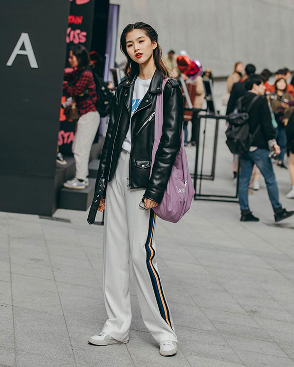 Street style không áo dạ, áo phao của giới trẻ Hàn tuần qua chính là gợi ý mix đồ tuyệt vời cho mùa đông không lạnh ở Hà Nội lúc này