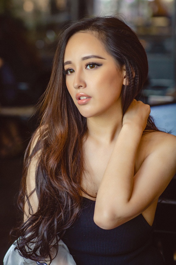 Nghịch lí khó tin: Á hậu cứ rủ nhau lên xe hoa, Hoa hậu ế bền vững, cơ sự tại ai?