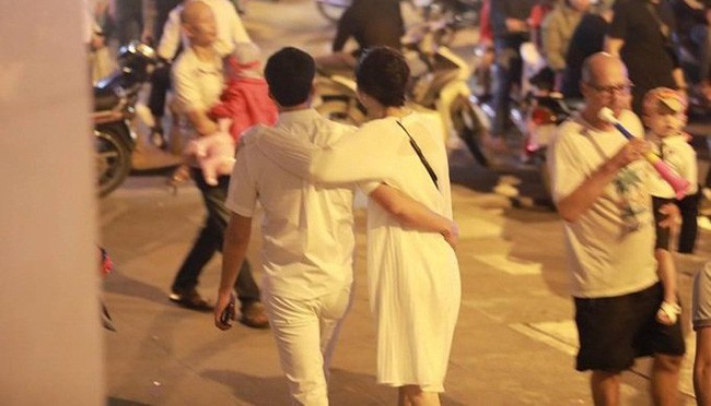 Nguyên nhân khiến Á hậu Thanh Tú cắt phăng mái tóc dài ngay sau đám cưới với đại gia hơn 16 tuổi?