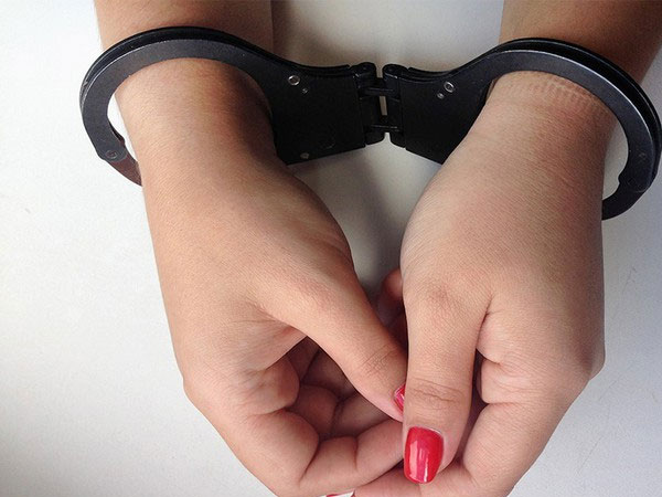 Dẫn độ nữ tội phạm ma túy bị Interpol truy nã quốc tế