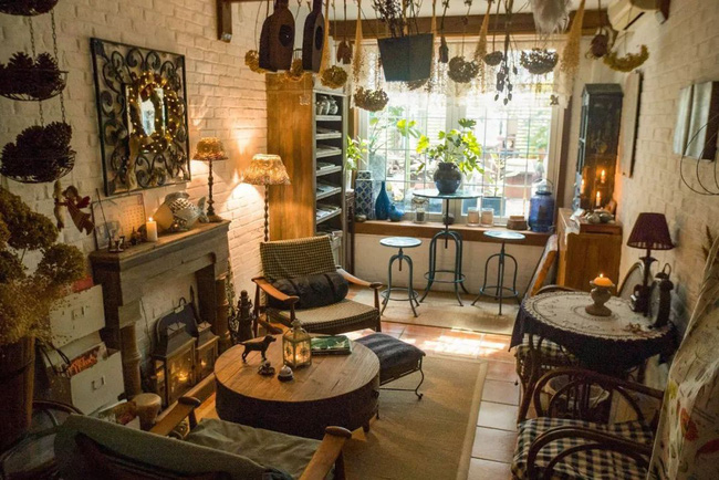 Tất bật nhiều năm tuổi trẻ, người phụ nữ tuổi 40 dành dụm tiền mua căn nhà vườn xinh xắn sống cuộc đời an yên