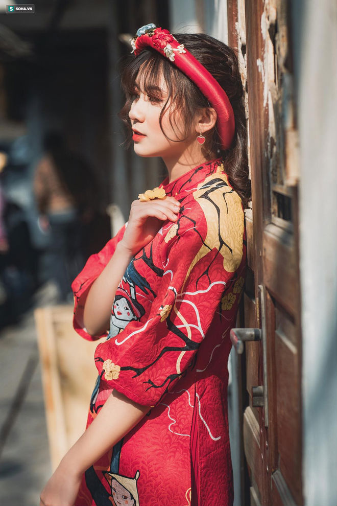 Nữ sinh 17 tuổi khiến dân mạng truy lùng sau bức hình chụp góc nghiêng