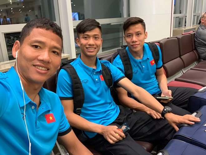 Song Đức của tuyển VN: Ngoài đời là chú cháu, trên sân là đồng đội