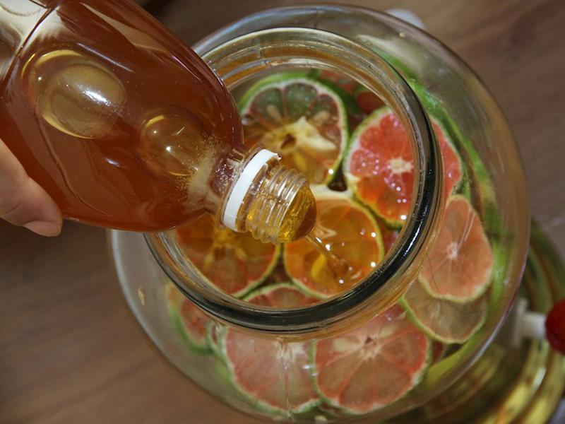 6 sai lầm khi ngâm chanh đào mật ong trị ho khiến nó thành chất độc, hại sức khỏe