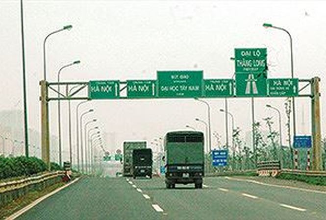 Bùng phát đi lùi, ngược chiều trên cao tốc