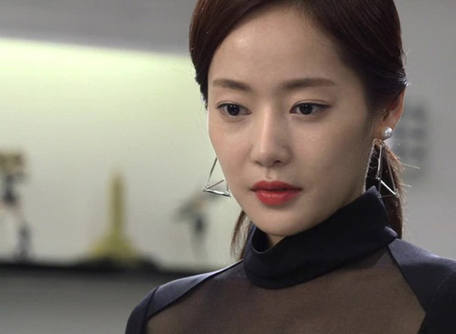 Vừa đến ra mắt, nàng dâu tương lai choáng váng khi mẹ chồng nêu 5 điều khoản, nghe điều đầu tiên đã khỏi muốn làm đám cưới