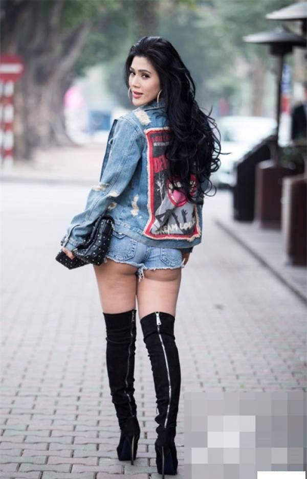 Khóc thét trước những chiếc quần tai hại, có cho cũng không ai dám mặc của sao Việt