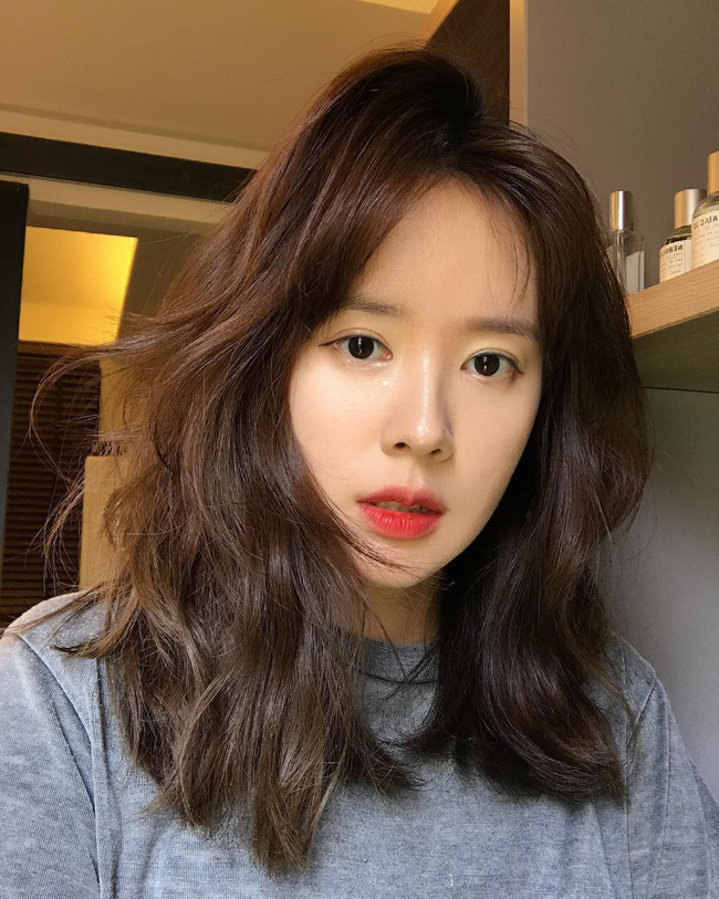 5 cách đơn giản nhưng đảm bảo khiến tóc dày dặn, bồng bềnh hơn cho nàng nào tóc mỏng, tóc dễ xẹp