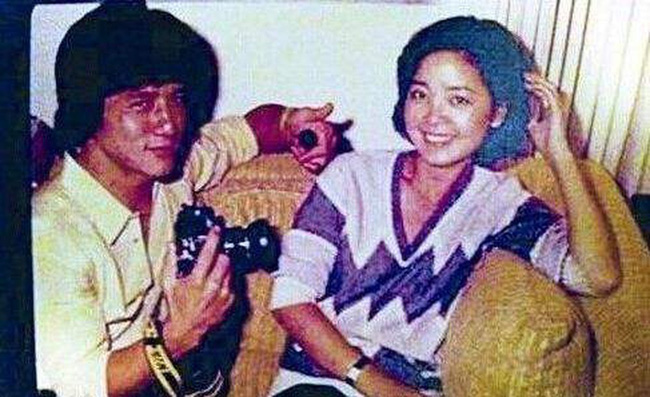 Tiết lộ cuộc điện thoại cuối cùng của Đặng Lệ Quân dành cho Thành Long trước khi mất và sự thật về mối tình năm xưa