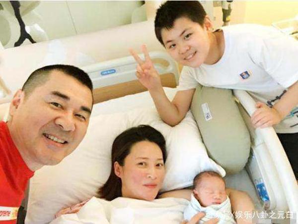 Tưởng Cần Cần - Mỹ nhân 3 lần phụ lòng Quỳnh Dao và chuyện tình người đẹp - quái vật