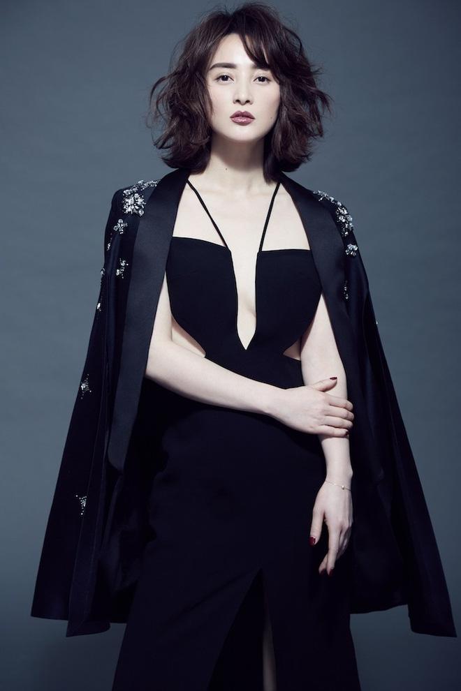 Tưởng Cần Cần - Mỹ nhân 3 lần phụ lòng Quỳnh Dao và chuyện tình người đẹp - quái vật