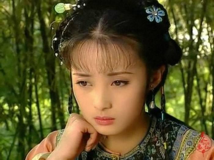 Tưởng Cần Cần - Mỹ nhân 3 lần phụ lòng Quỳnh Dao và chuyện tình người đẹp - quái vật Tưởng Cần Cần - Mỹ nhân 3 lần phụ lòng Quỳnh Dao và chuyện tình người đẹp - quái vật