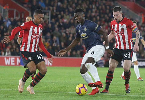 Mourinho muốn tống khứ Pogba ngay và luôn