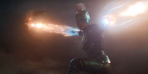 Vừa đẹp vừa chất, nữ siêu anh hùng Captain Marvel tung hoành trong trailer mới khiến fan phấn khích tột độ Vừa đẹp vừa chất, nữ siêu anh hùng Captain Marvel tung hoành trong trailer mới khiến fan phấn khích tột độ