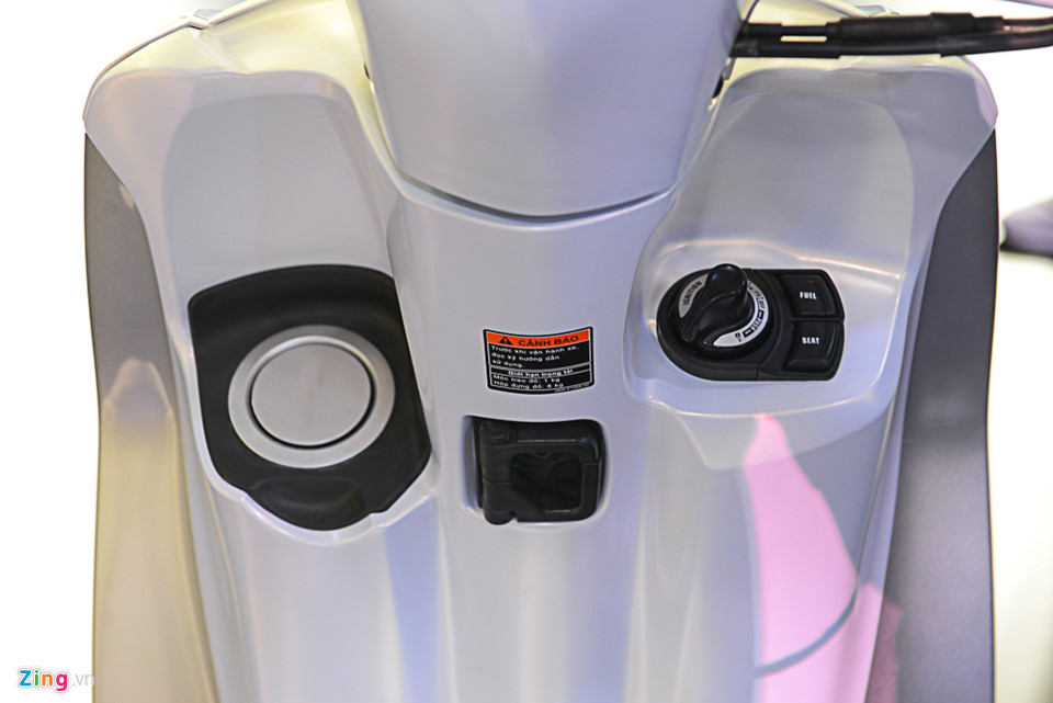 Chi tiết Yamaha Grande 2018 - Dáng mới, động cơ hybrid