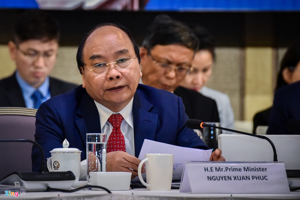 Thủ tướng nêu 3 đột phá, 2 động lực mới cho kinh tế VN 10 năm tới Thủ tướng nêu 3 đột phá, 2 động lực mới cho kinh tế VN 10 năm tới